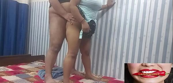  Indian Couple XXX | Indian couple getting horny at home | Indian Lovely Couple Enjoying